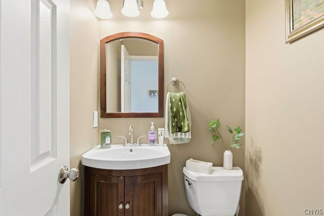 7728 Tirrell Hill Circle, Clay, NY 13090