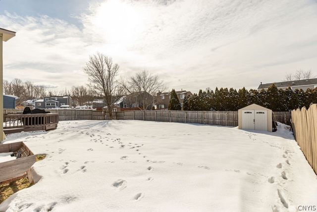 7728 Tirrell Hill Circle, Clay, NY 13090