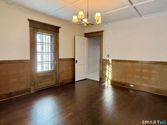 82 Coniston Avenue, Waterbury, CT 06708