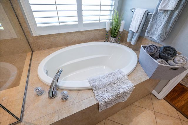 221 LAKE VISTA DRIVE, Auburndale, FL 33823