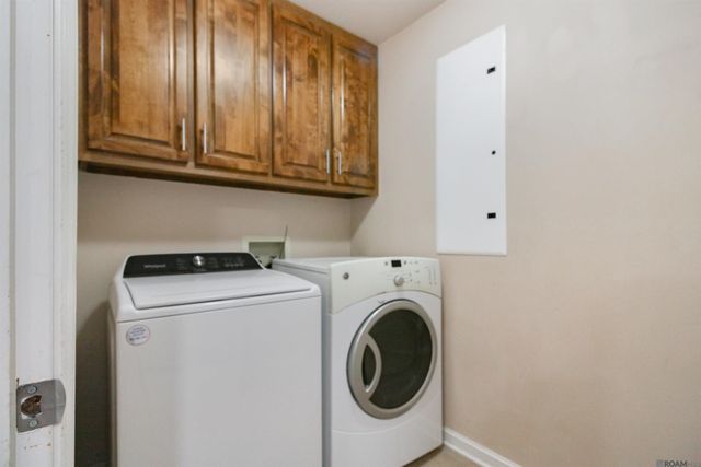 1847 Michel Delving Rd, Baton Rouge, LA 70810