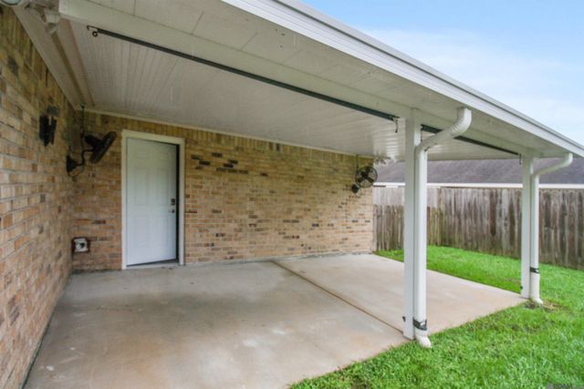 1847 Michel Delving Rd, Baton Rouge, LA 70810