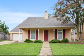 1847 Michel Delving Rd, Baton Rouge, LA 70810