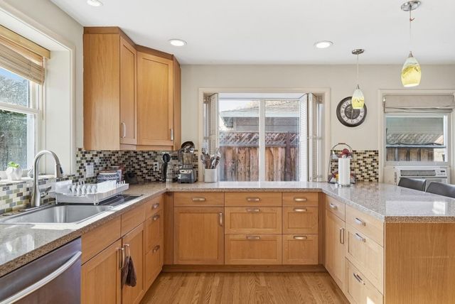 2034 Addison Avenue, East Palo Alto, CA 94303