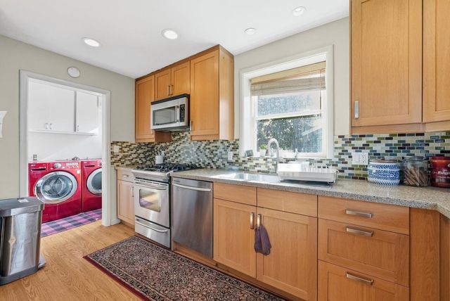 2034 Addison Avenue, East Palo Alto, CA 94303