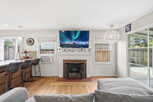 2034 Addison Avenue, East Palo Alto, CA 94303