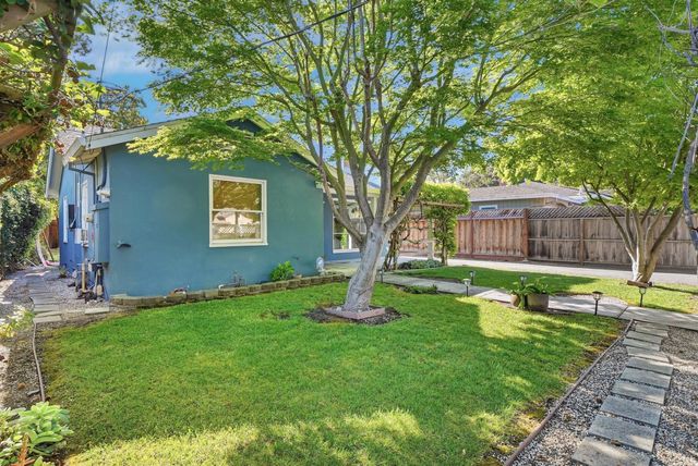 2034 Addison Avenue, East Palo Alto, CA 94303