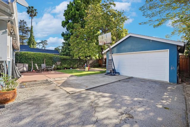 2034 Addison Avenue, East Palo Alto, CA 94303