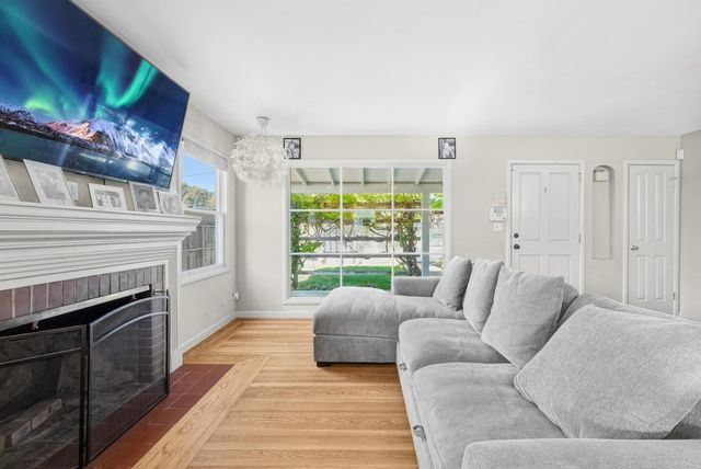 2034 Addison Avenue, East Palo Alto, CA 94303