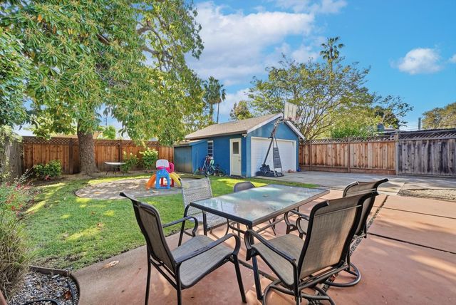 2034 Addison Avenue, East Palo Alto, CA 94303