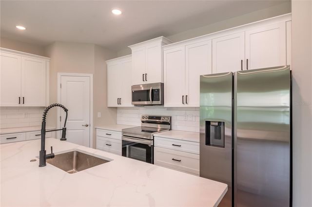 9262 N ALPINIA DRIVE, Citrus Springs, FL 34434