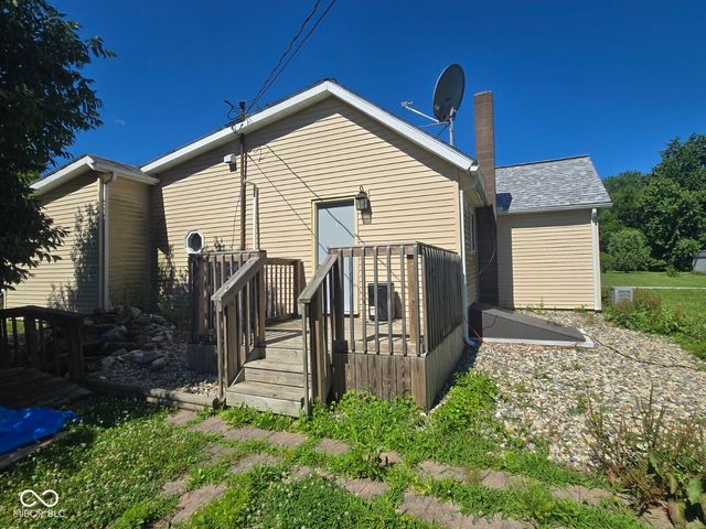 15144 2nd Avenue, Blanford, IN 47831