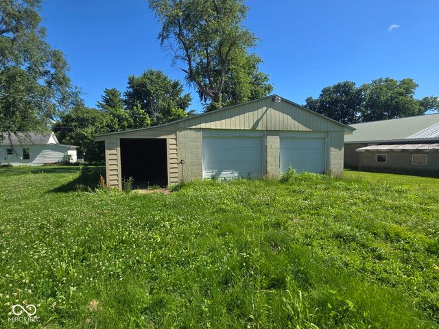 15144 2nd Avenue, Blanford, IN 47831