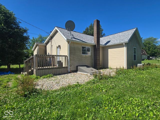 15144 2nd Avenue, Blanford, IN 47831