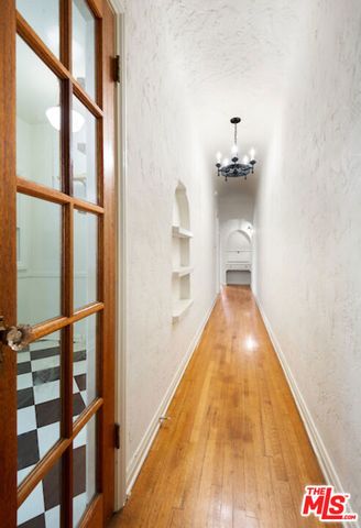 419 N Ogden Drive, Los Angeles, CA 90036