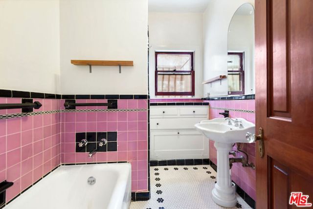 419 N Ogden Drive, Los Angeles, CA 90036
