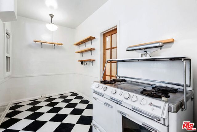 419 N Ogden Drive, Los Angeles, CA 90036