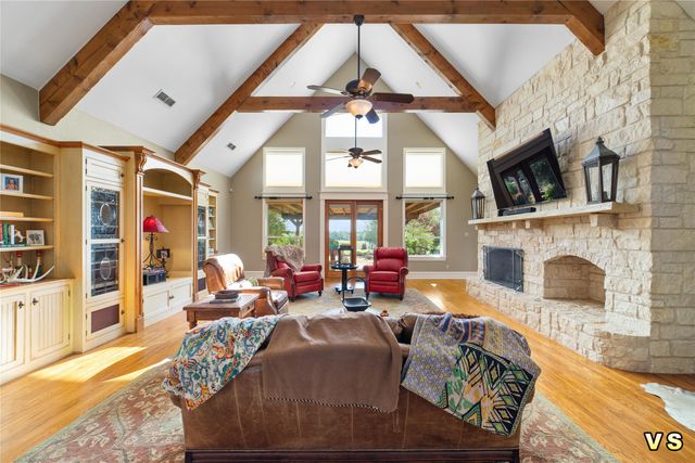 3226 CR-4660, Winnsboro, TX 75494