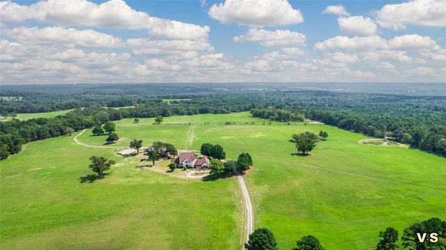 3226 CR-4660, Winnsboro, TX 75494