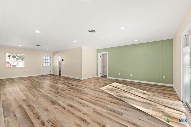 702 S Main Street, Copperas Cove, TX 76522