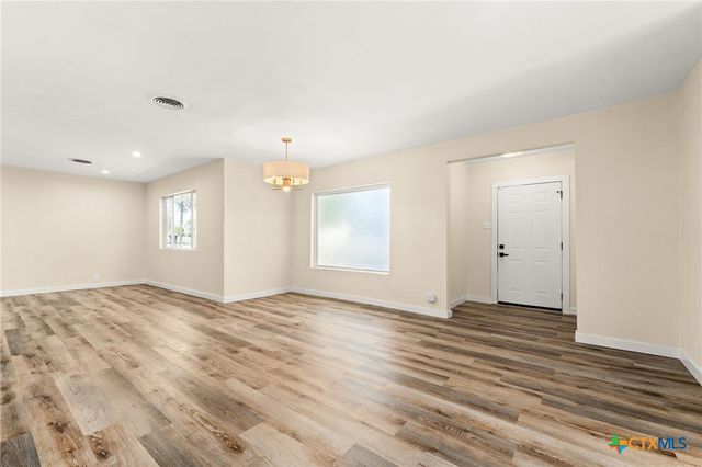 702 S Main Street, Copperas Cove, TX 76522