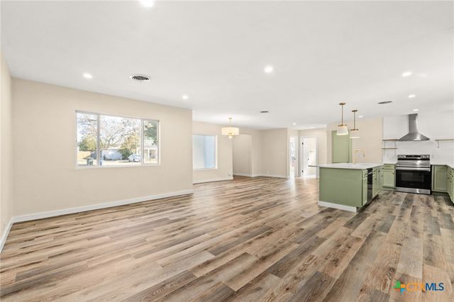 702 S Main Street, Copperas Cove, TX 76522