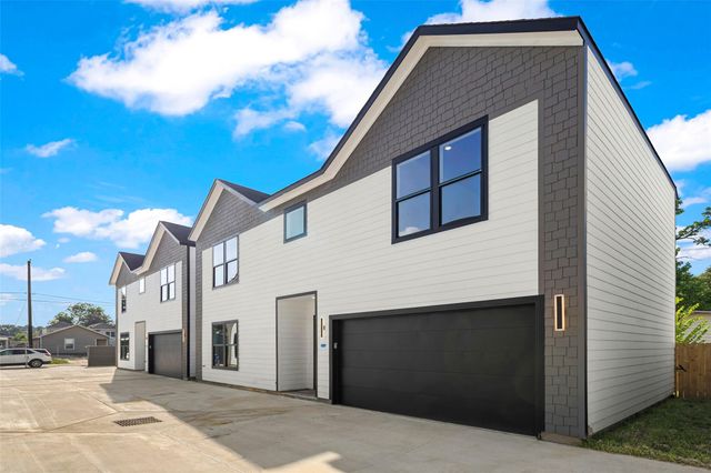 7554 Dyer Street, Houston, TX 77088