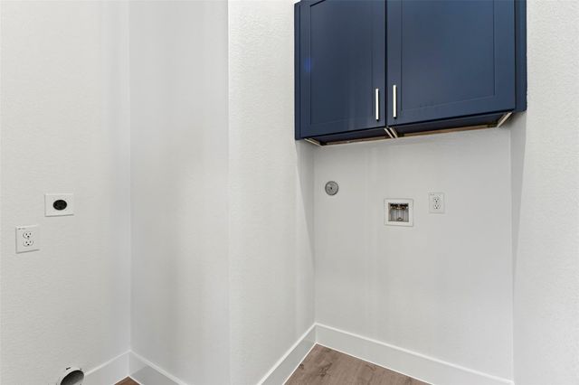 7554 Dyer Street, Houston, TX 77088