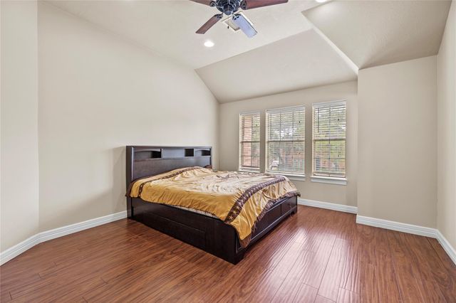 2619 Landera Court, Pearland, TX 77584