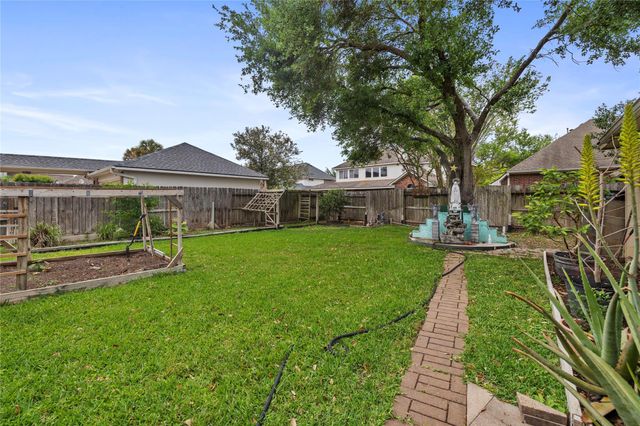 2619 Landera Court, Pearland, TX 77584