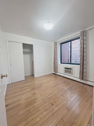 136-16 35TH Avenue 2B, Flushing, NY 11354