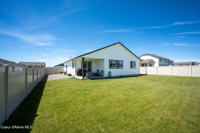 10521 N Belgrave LOOP, Hayden, ID 83835
