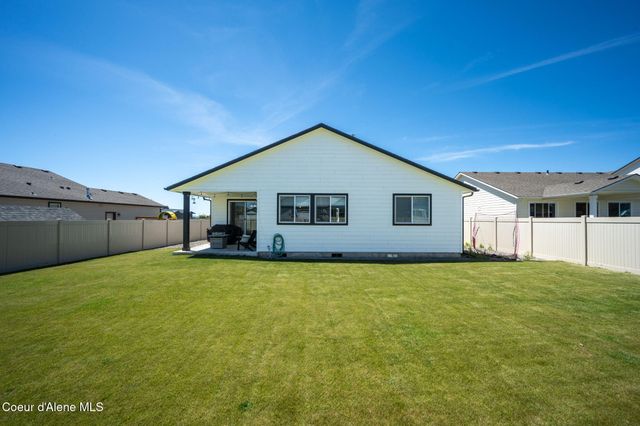 10521 N Belgrave LOOP, Hayden, ID 83835