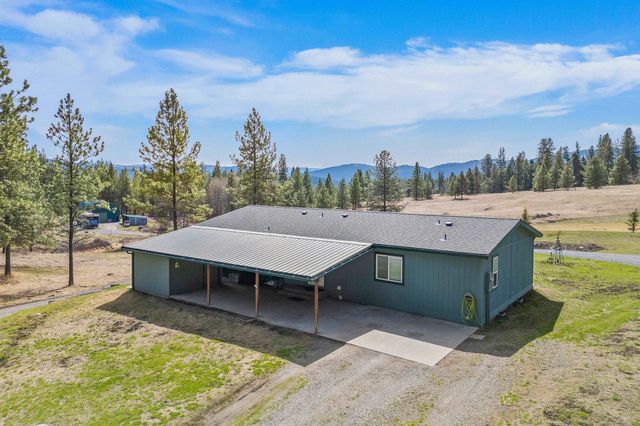 1076 Starvation Lake Rd, Colville, WA 99114
