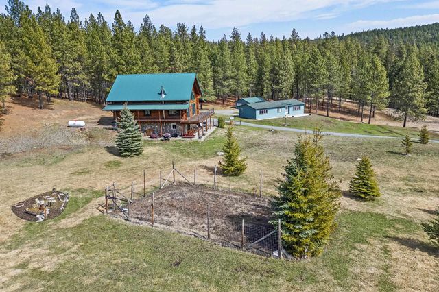 1076 Starvation Lake Rd, Colville, WA 99114