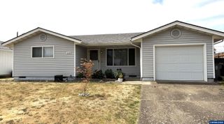 2514 Pine Ln SE, Albany, OR 97322