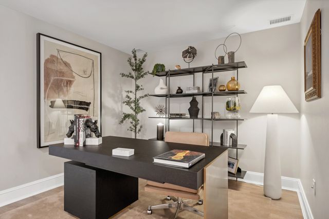 850 N Lake Shore Drive 1302, Chicago, IL 60611