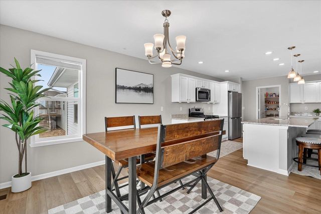 3709 Prairie Falcon Pass, Beloit, WI 53511