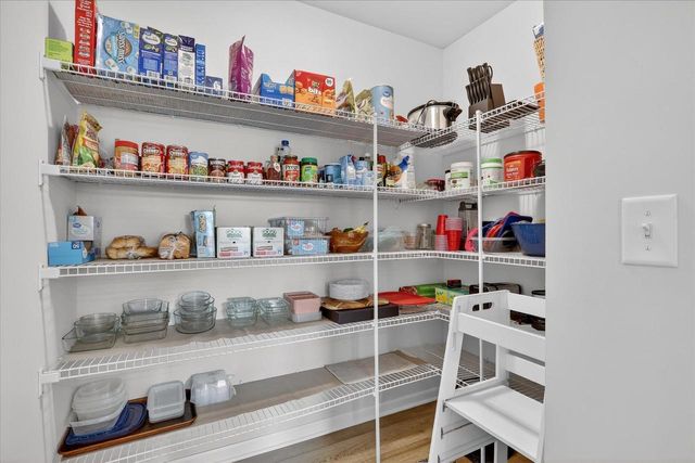 3709 Prairie Falcon Pass, Beloit, WI 53511