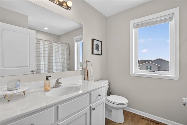 3709 Prairie Falcon Pass, Beloit, WI 53511