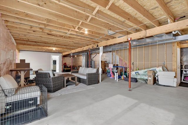 3709 Prairie Falcon Pass, Beloit, WI 53511