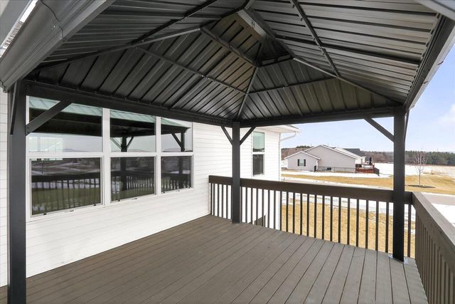 3709 Prairie Falcon Pass, Beloit, WI 53511