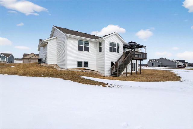 3709 Prairie Falcon Pass, Beloit, WI 53511