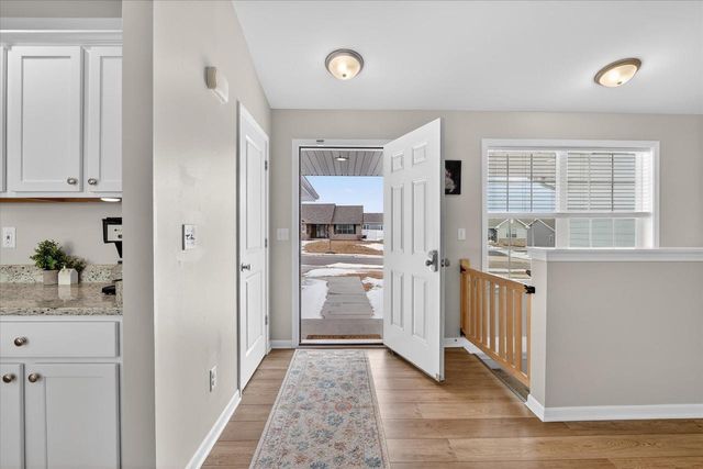 3709 Prairie Falcon Pass, Beloit, WI 53511