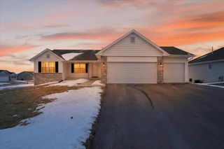 3709 Prairie Falcon Pass, Beloit, WI 53511