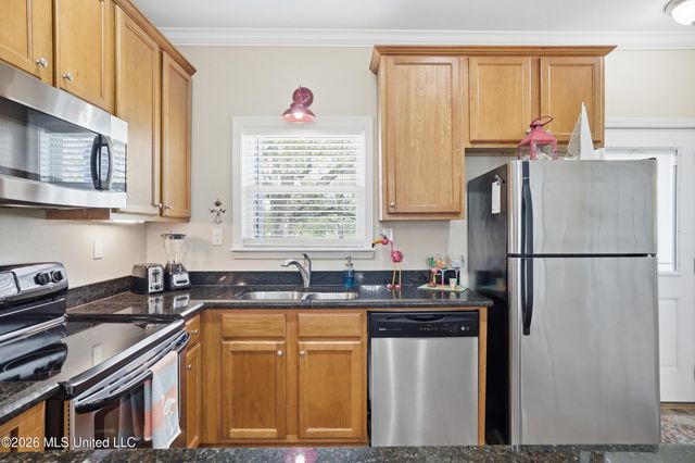 548 W Beach Boulevard, 110, Long Beach, MS 39560