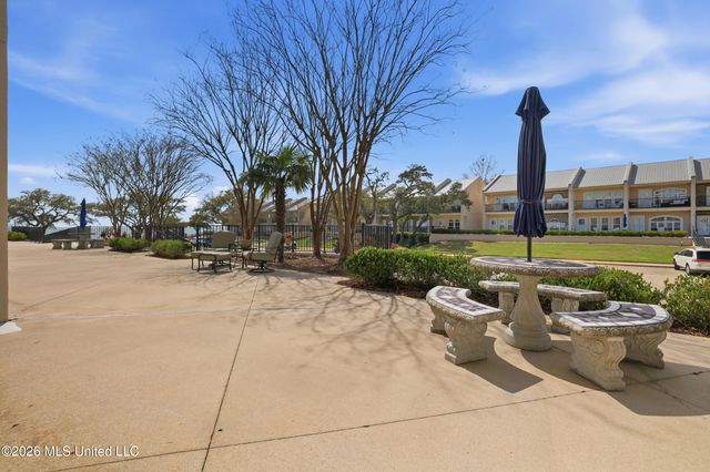 548 W Beach Boulevard, 110, Long Beach, MS 39560