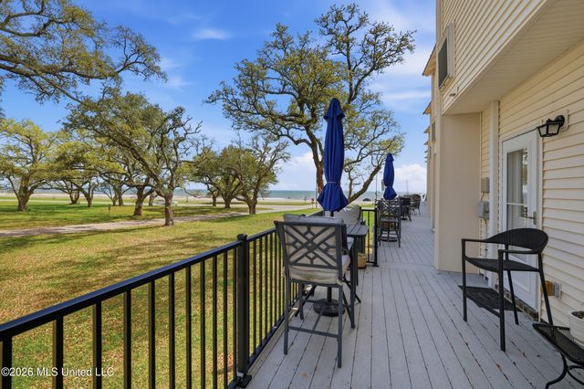 548 W Beach Boulevard, 110, Long Beach, MS 39560