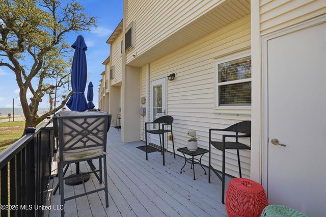 548 W Beach Boulevard, 110, Long Beach, MS 39560