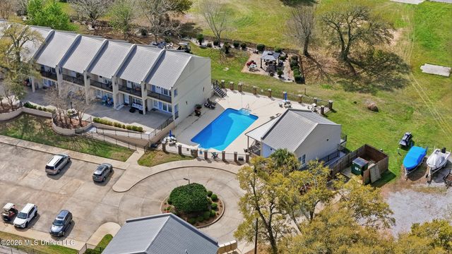 548 W Beach Boulevard, 110, Long Beach, MS 39560